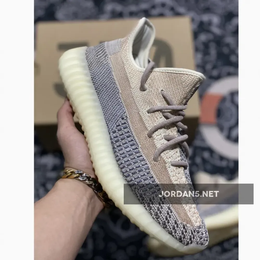 adidas Yeezy Boost 350 v2 “Ash Pearl”  GY7658