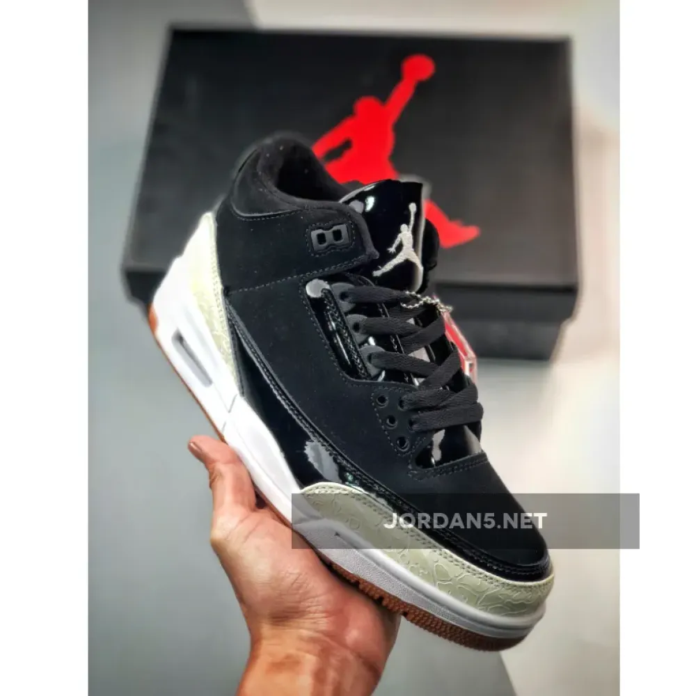 Air Jordan 3 Retro “Black White Gum”  441140-022