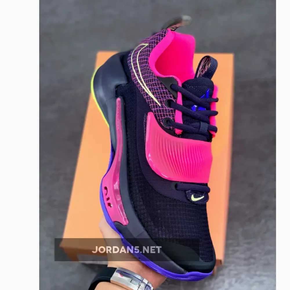 Nike Zoom Freak 3 Cave Purple/Light Lemon Twist/Pink Blast DA0694-500