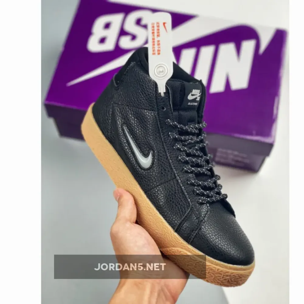 Nike SB Blazer Mid Black/Gum Light Brown/White CU5283-001