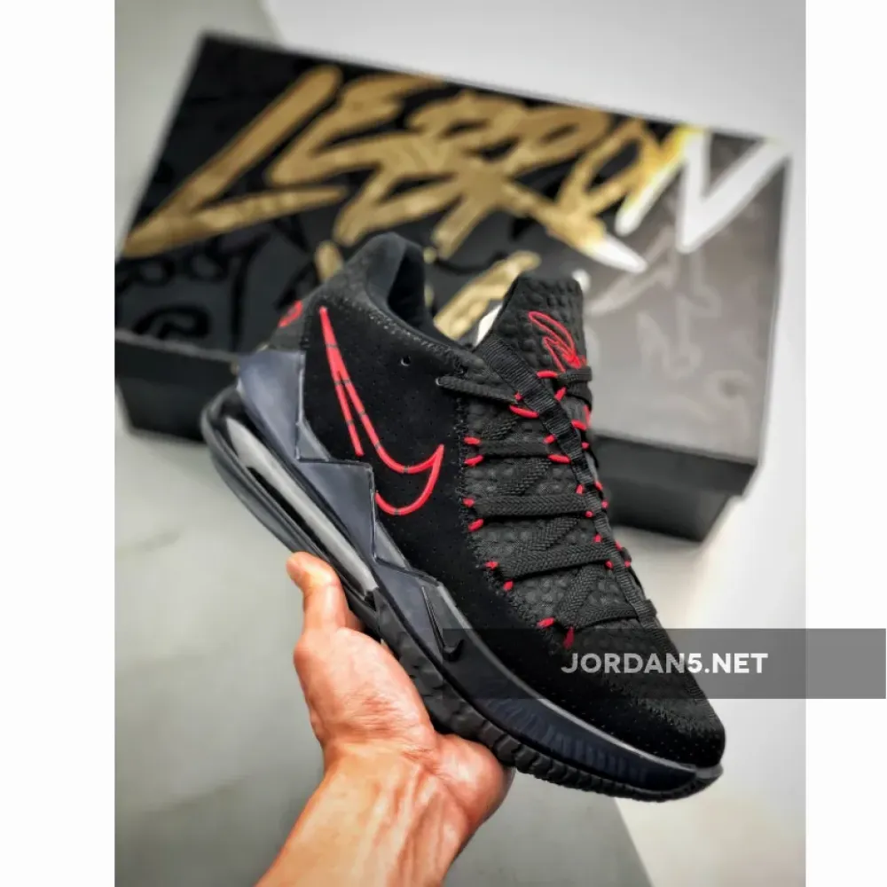 Nike LeBron 17 Low “Bred”  CD5007-001