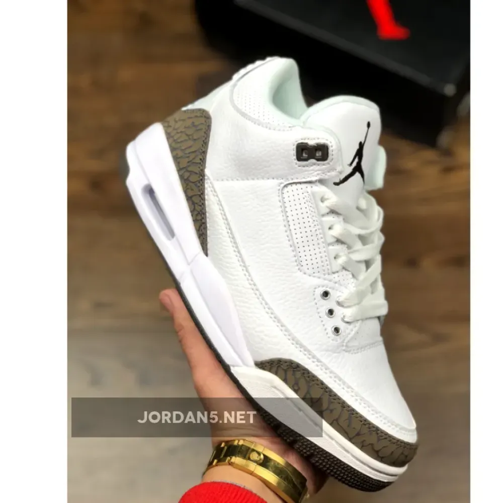 Air Jordan 3 “Mocha” White/Chrome-Dark Mocha  136064-122