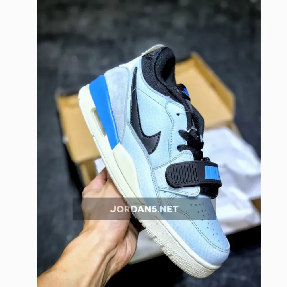 Jordan Legacy 312 Low ‘Pale Blue’  CD7069-400