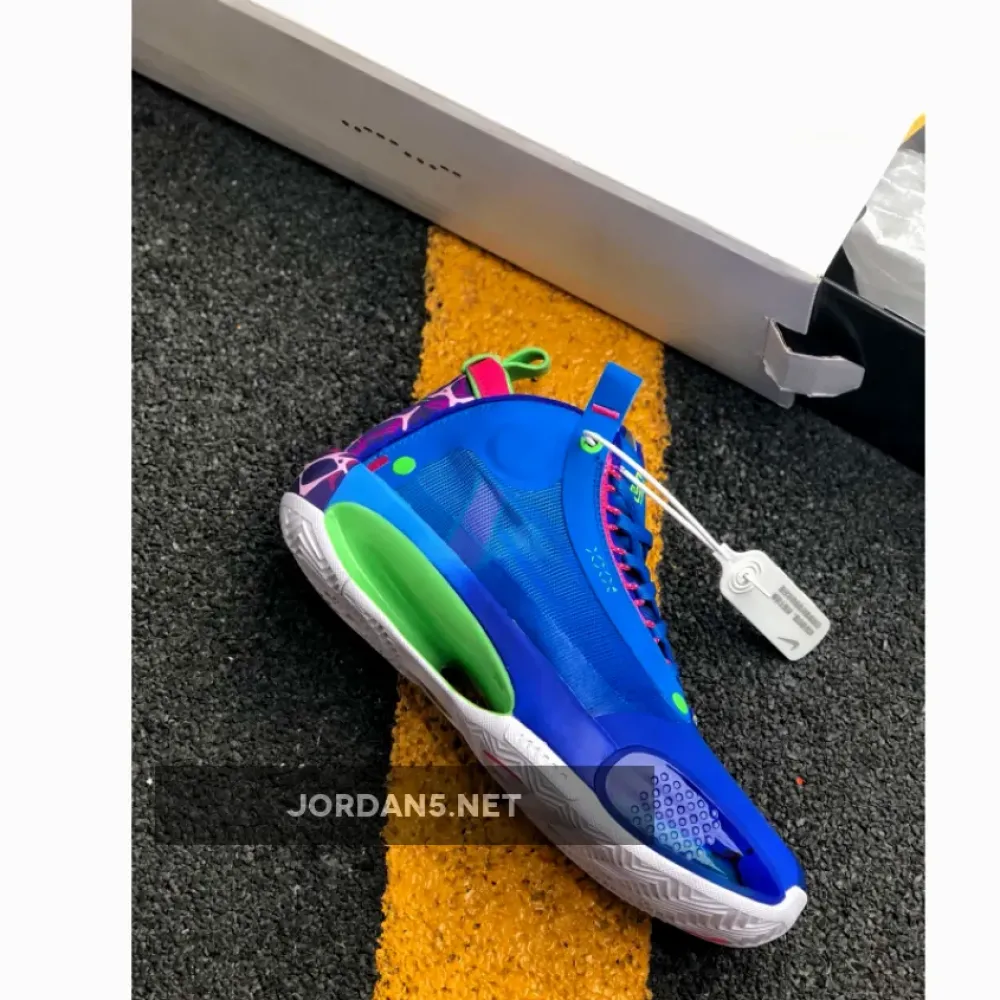 Jayson Tatum’s Air Jordan 34 ‘Blue O’ PE