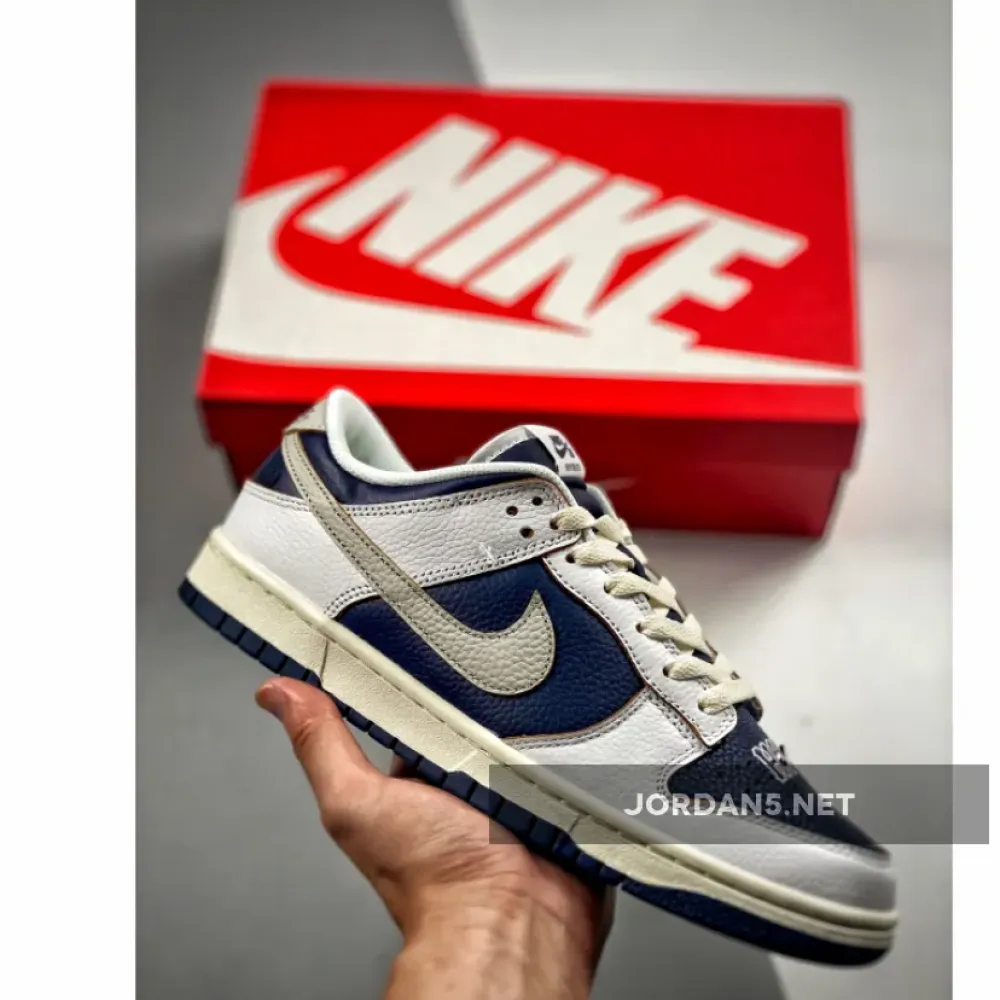 HUF x Nike SB Dunk Low “NYC” White Blue  FD8775-100
