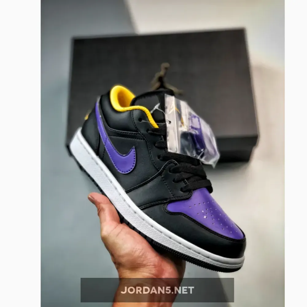 Air Jordan 1 Low Black/Dark Concord-Taxi  553558-075