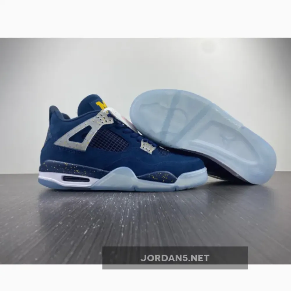 Air Jordan 4 Retro ‘Michigan Wolverines’ PE Amarillo/Navy/White