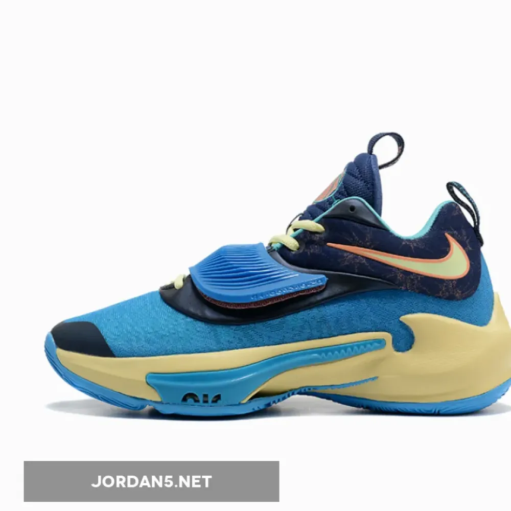 Nike Zoom Freak 3 Valentine’s Day Blue/Pink-Pale Yellow DH7347-900