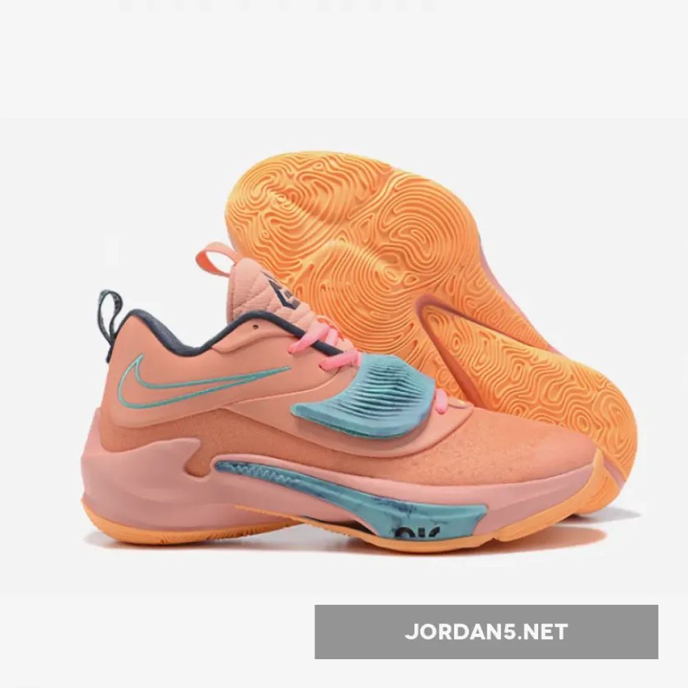 Nike Zoom Freak 3 “Orange Freak”  DA0694-600