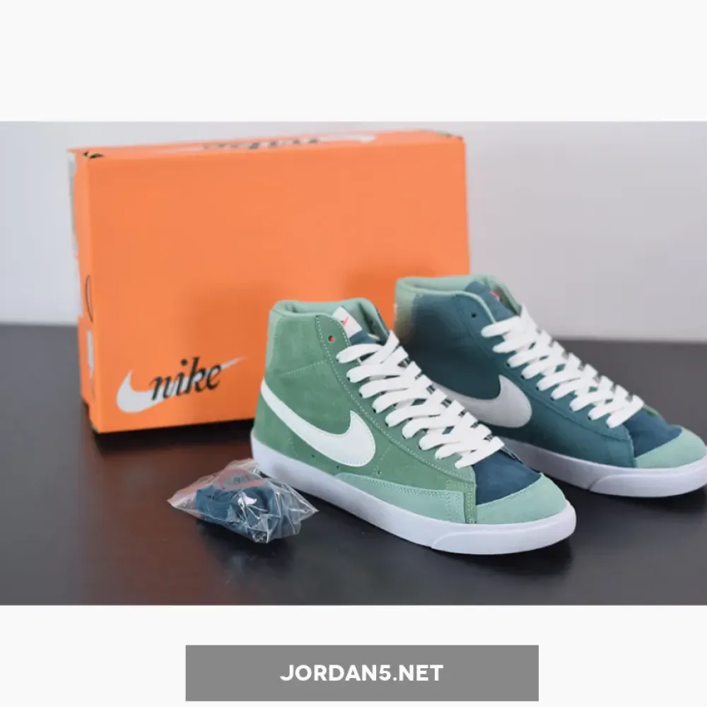 Nike Blazer Mid ’77 Vintage Healing Jade/White-Ash Green  CZ4609-300