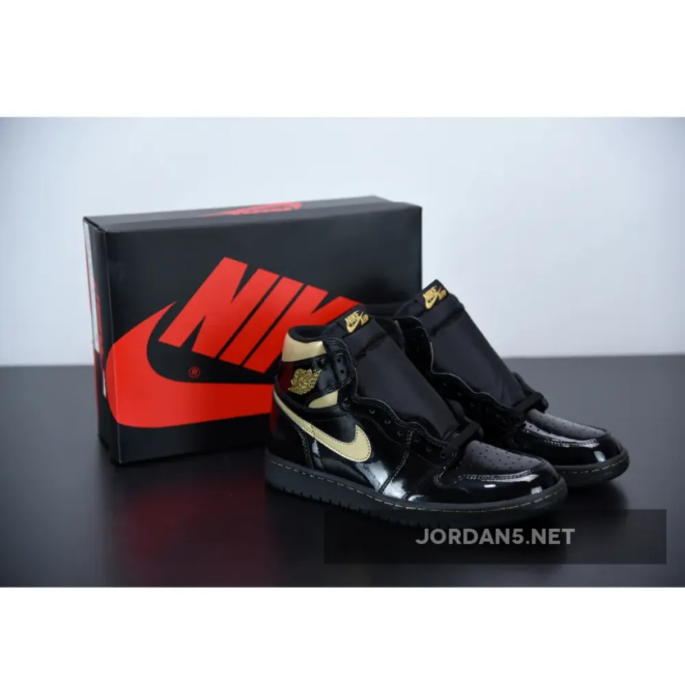 Air Jordan 1 High OG ‘Black Metallic Gold’ 555088-032
