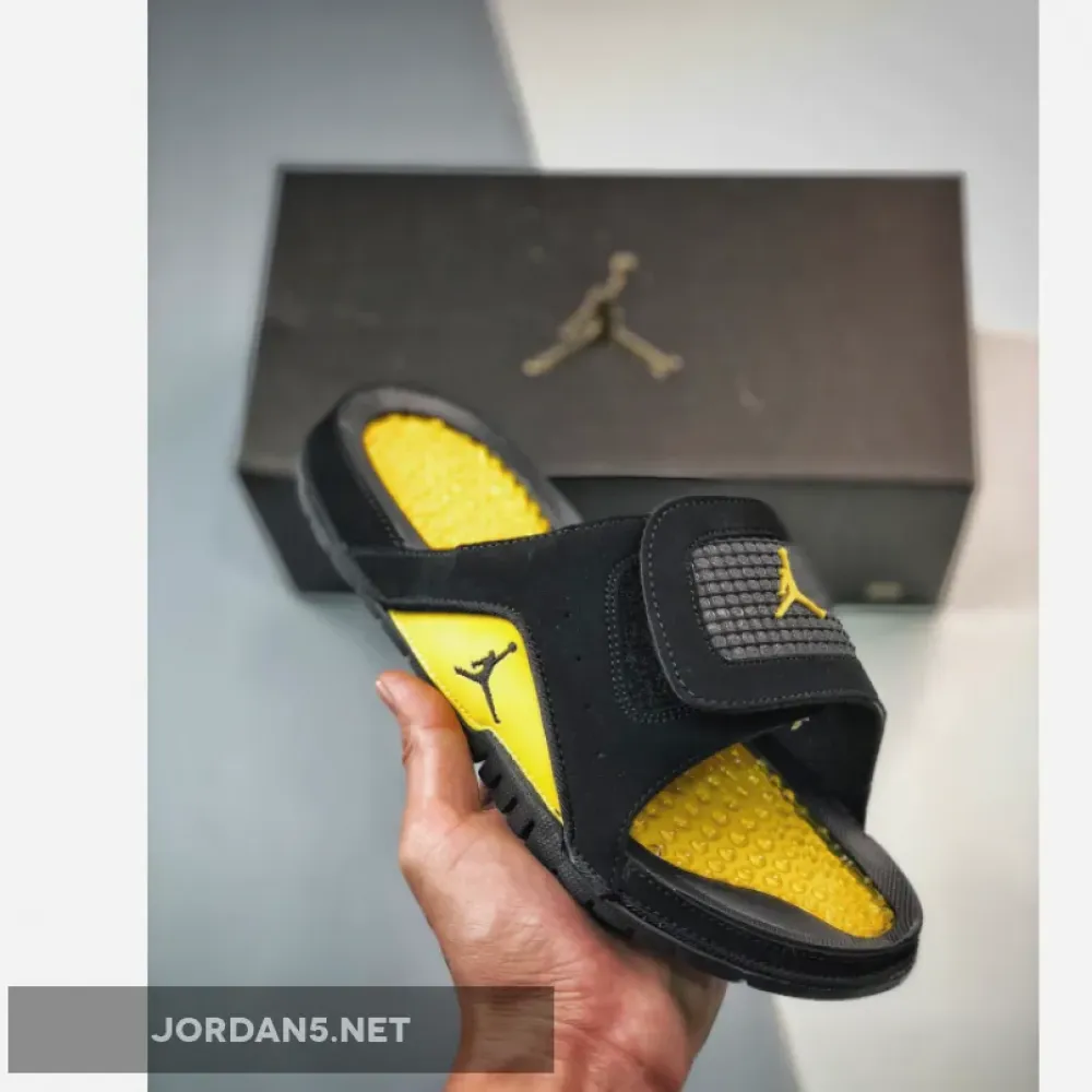 jordan hydro 4 slide thunder black yellow  532225-017