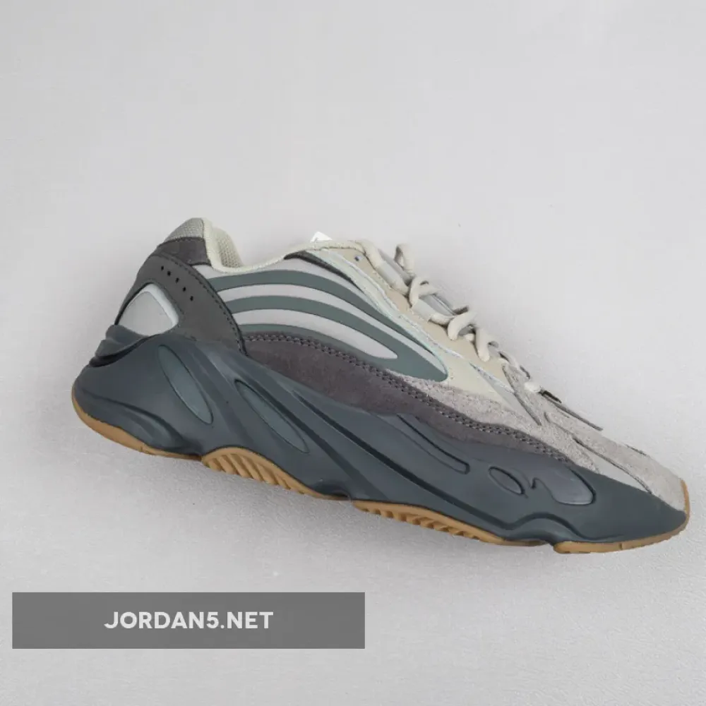 adidas Yeezy Boost 700 V2 “Tephra”  FU7914