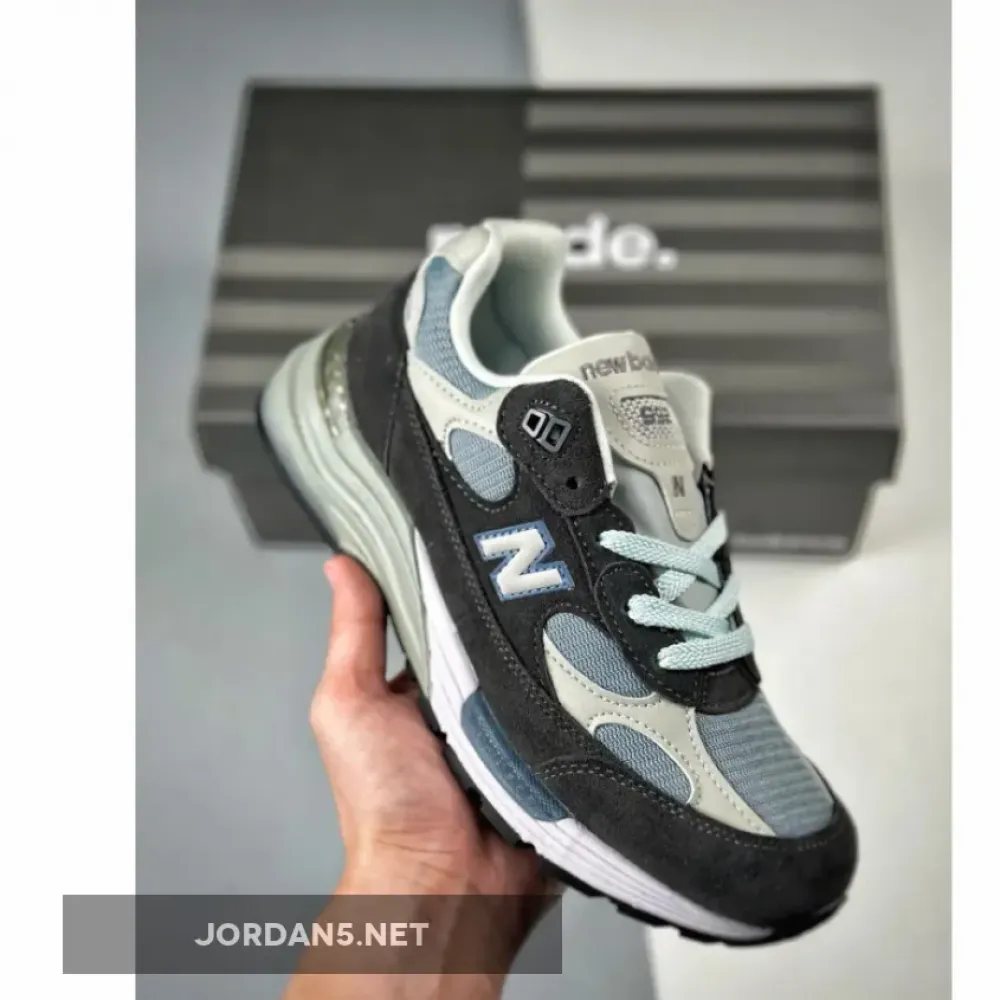 Kith x New Balance 992 ‘Steel Blue’  M992KT