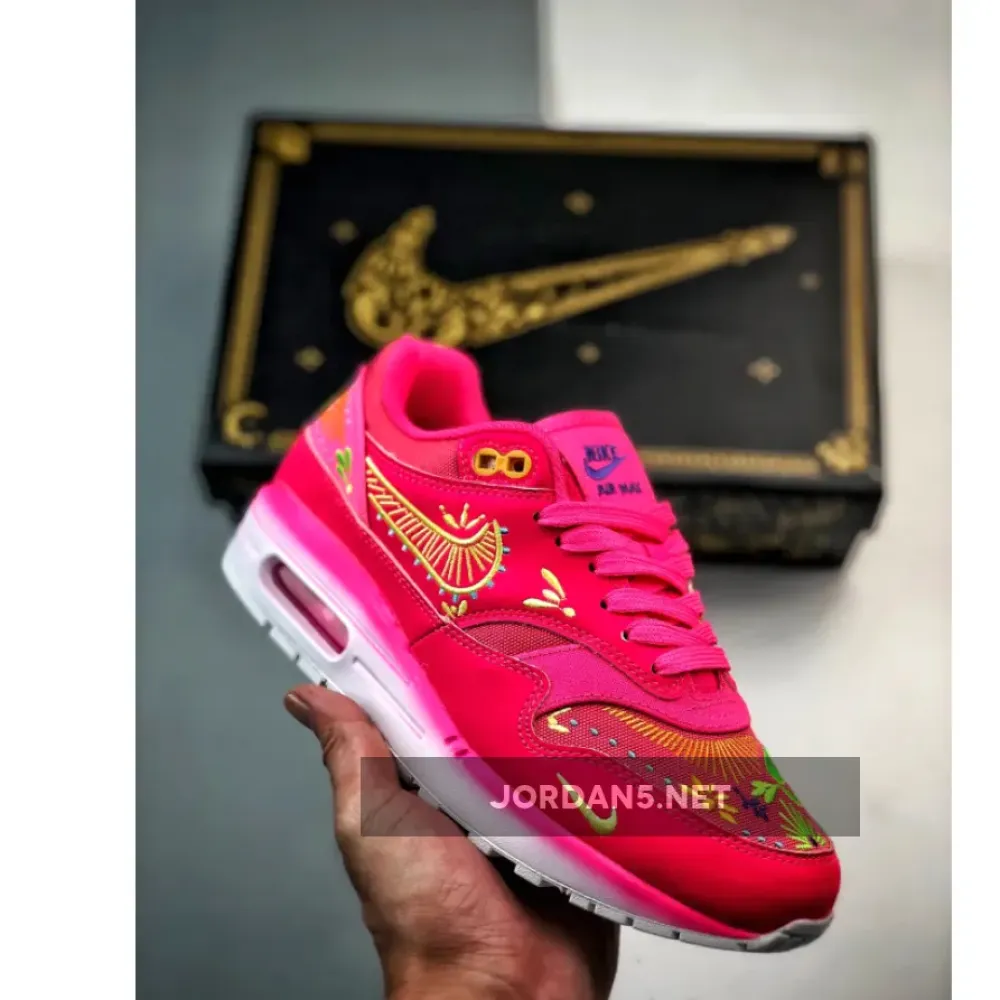 Nike Air Max 1 PRM Familia “Dia De Los Muertos” Hyper Pink/Sail FQ8172-645