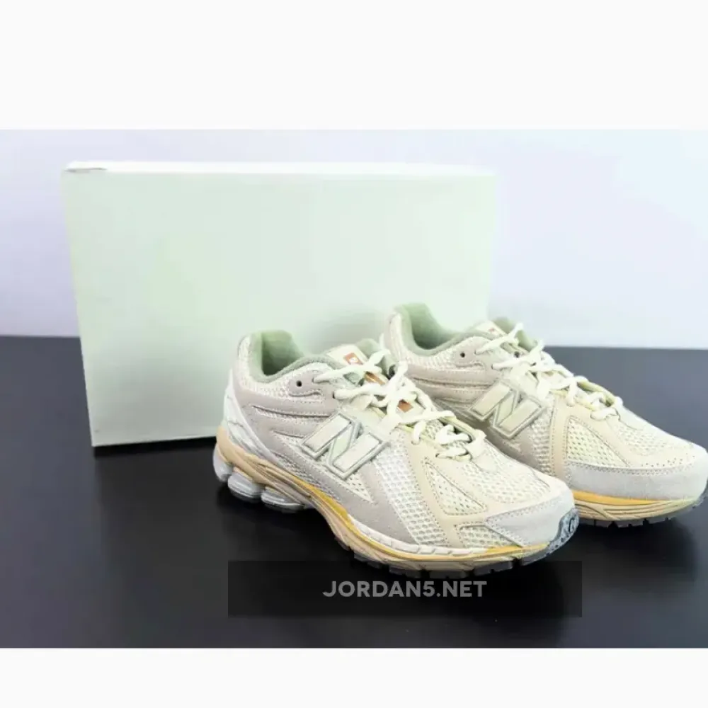 Auralee x New Balance 1906R Bone White M1906RAU