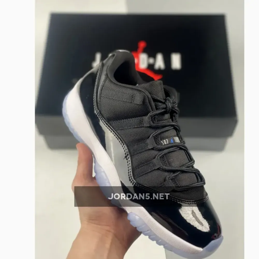 Air Jordan 11 Retro Low “Space Jam”  FV5104-004