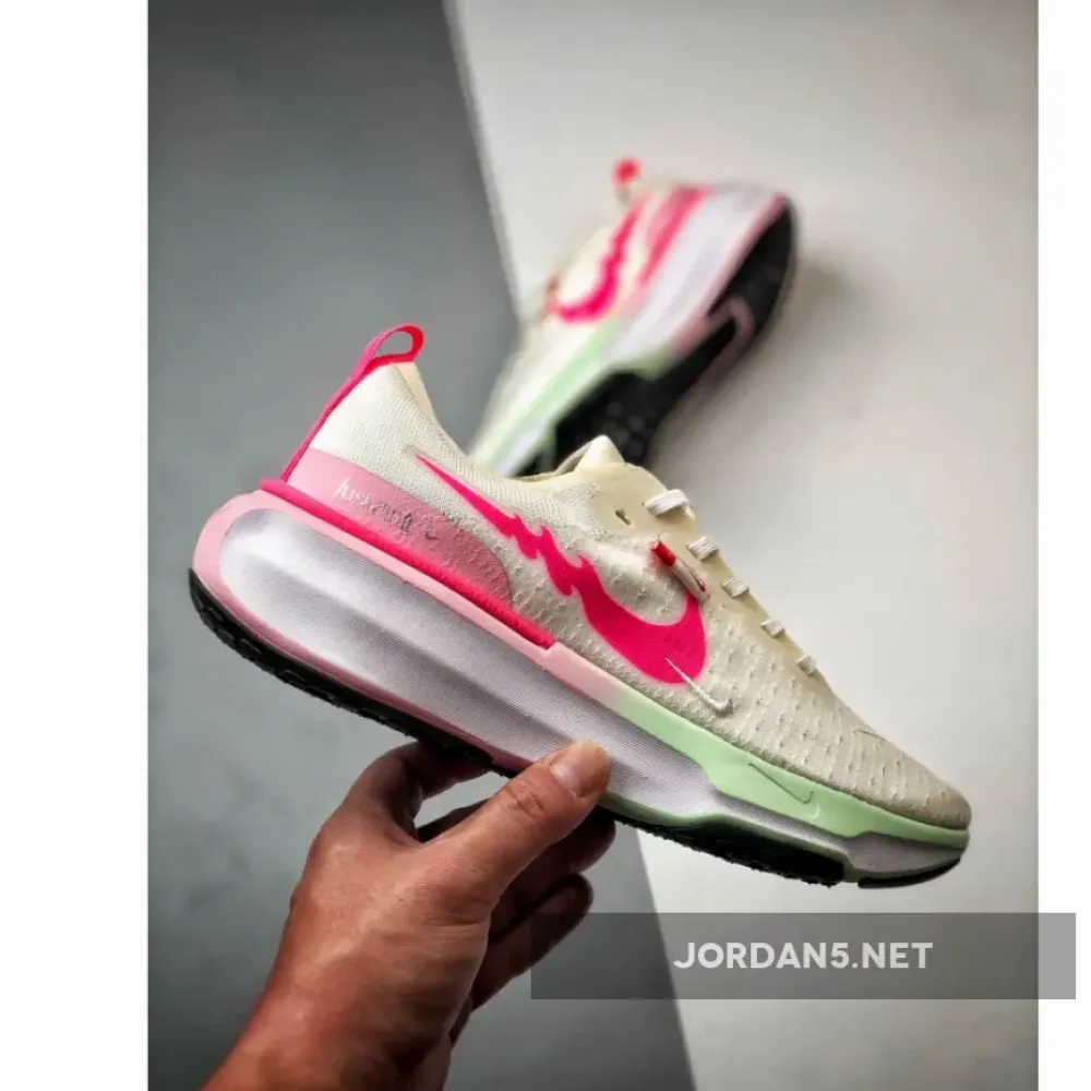 Nike ZoomX Invincible Run 3 Year of the Dragon  FZ5058-163