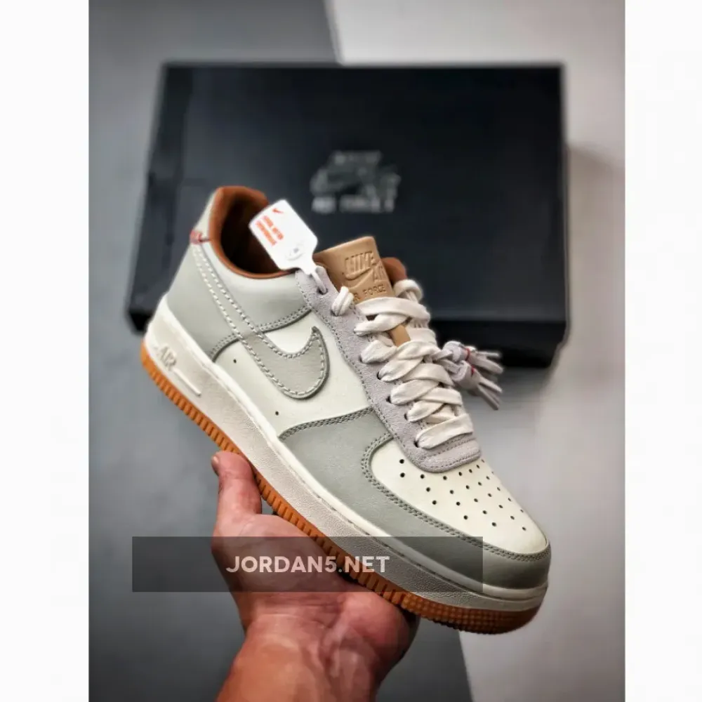 Nike Air Force 1 Low Light Bone/Sail-Tan-Gum Yellow  HF5697-001