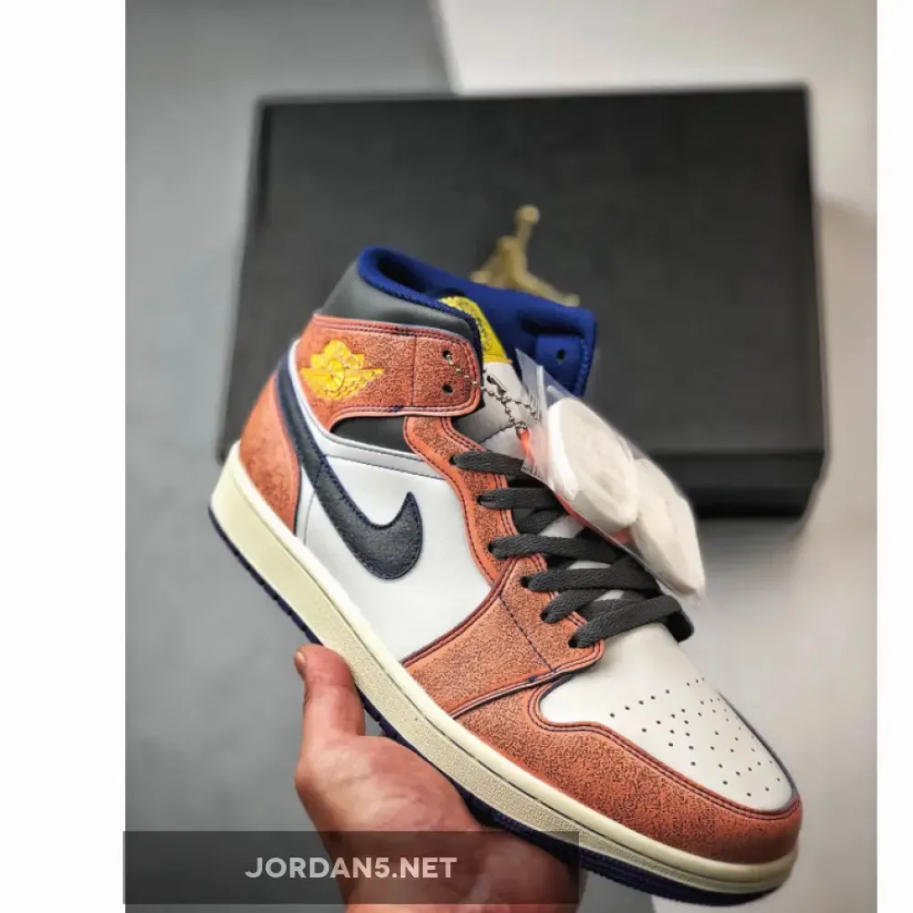 Air Jordan 1 Mid SE “Flight Vintage”  FV3619-106