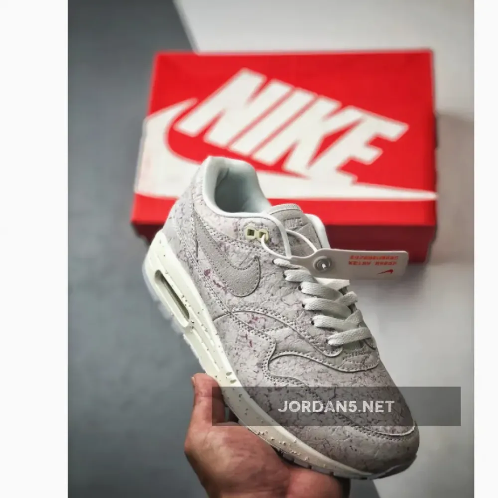 Nike Air Max 1 ’86 “Museum Masterpiece”  FZ2149-100