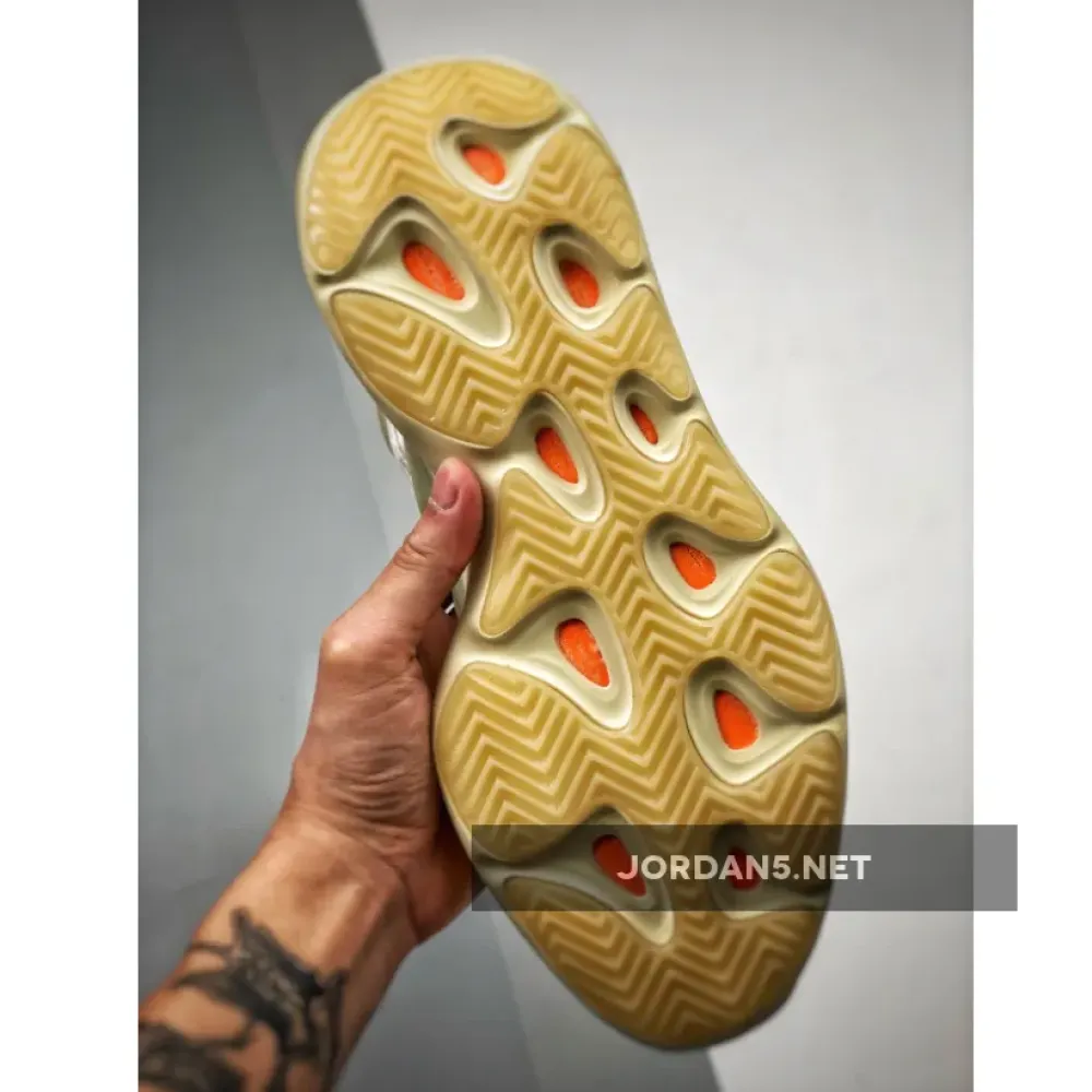 adidas Yeezy 700 v3 “Fade Salt”  ID1674