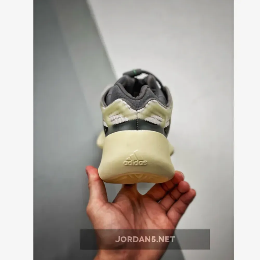 adidas Yeezy 700 v3 “Fade Salt”  ID1674