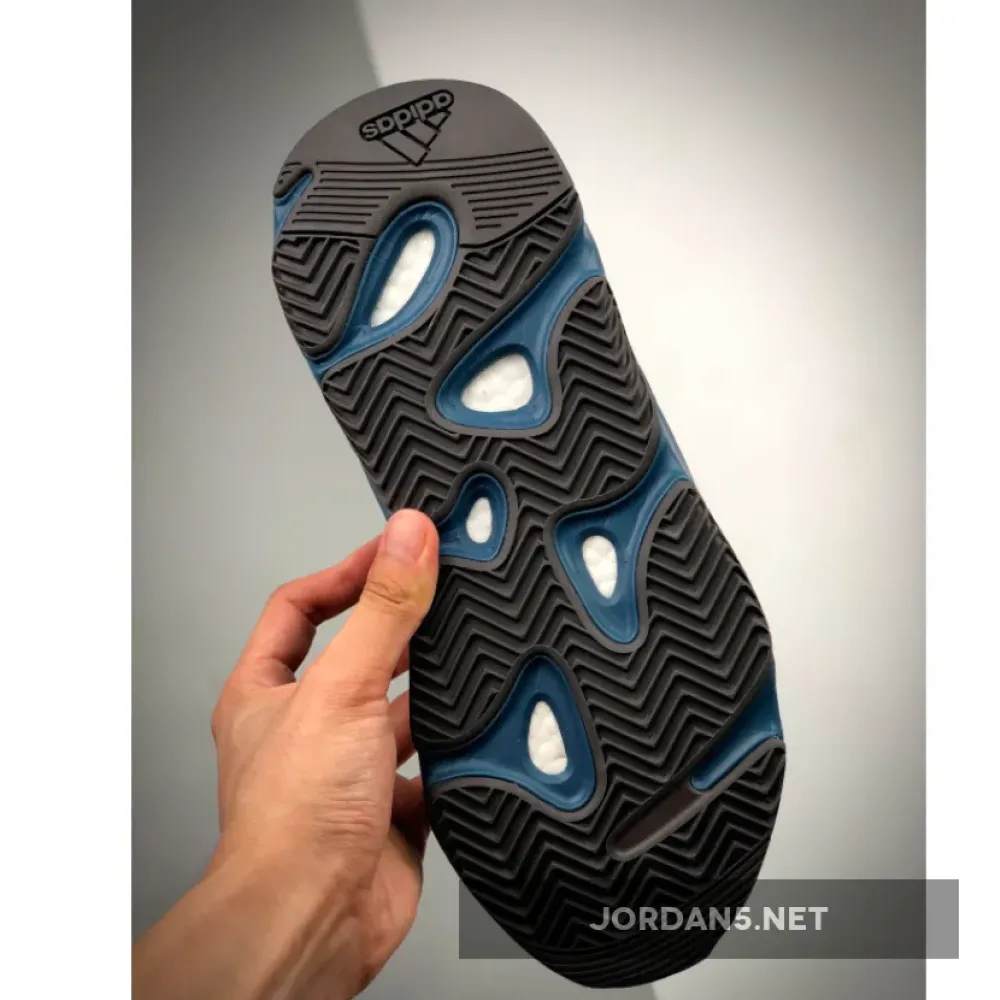 adidas Yeezy Boost 700 “Faded Azure”  GZ2002