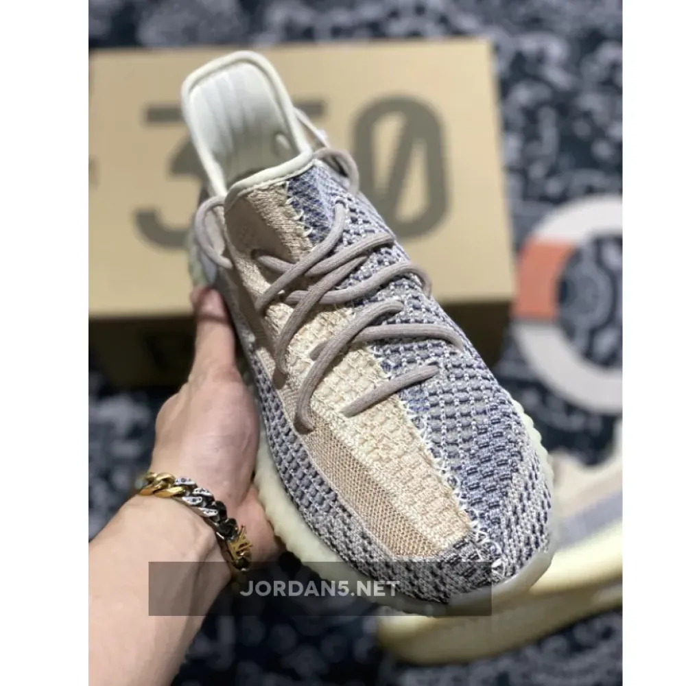 adidas Yeezy Boost 350 v2 “Ash Pearl”  GY7658