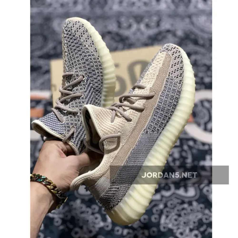 adidas Yeezy Boost 350 v2 “Ash Pearl”  GY7658