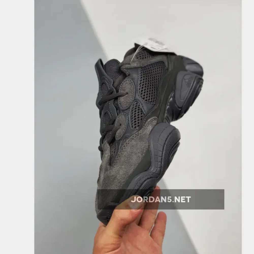 adidas Yeezy 500 “Utility Black”  F36640