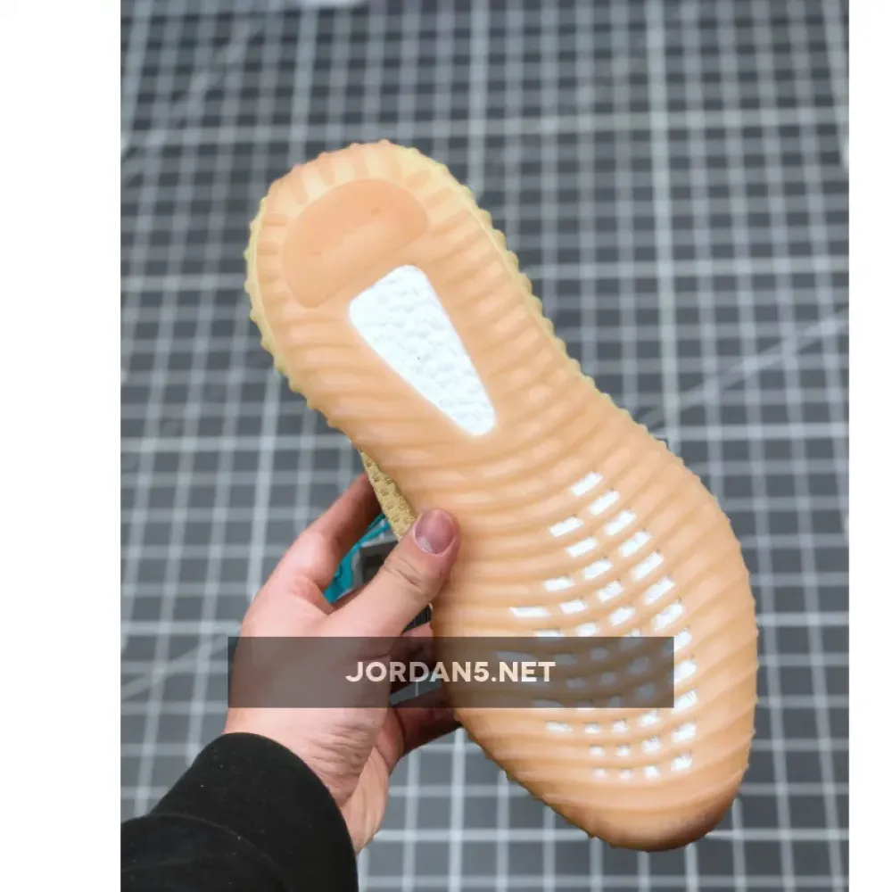 adidas Yeezy Boost 350 V2 ‘Linen’  FY5158