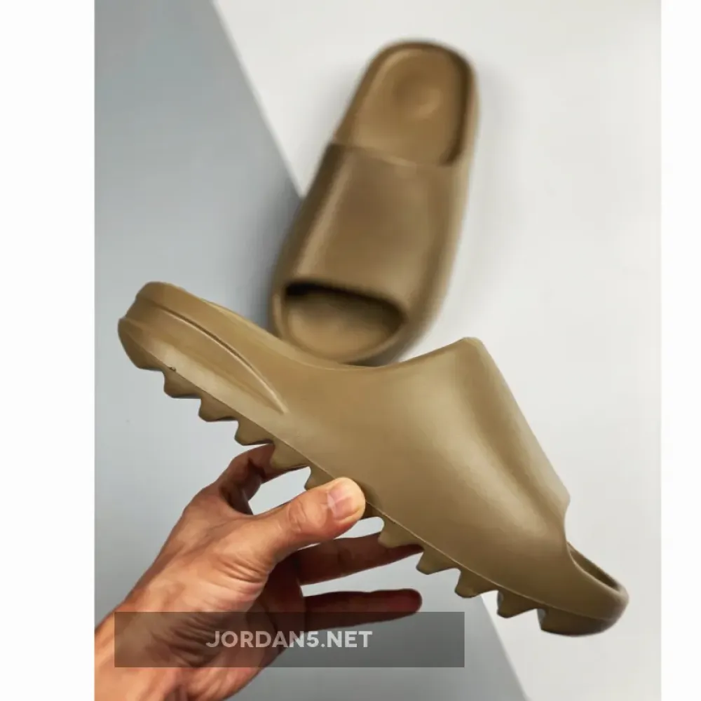 adidas Yeezy Slide Brown 1680509831