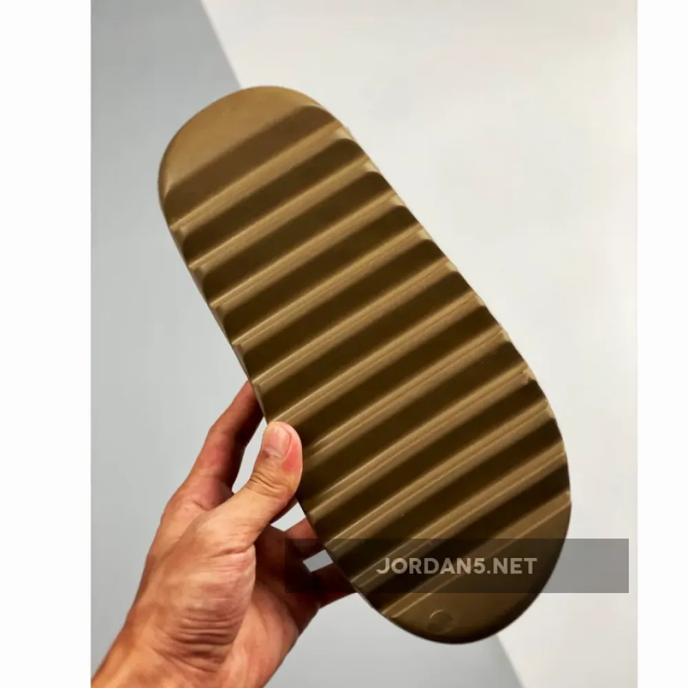 adidas Yeezy Slide Brown 1680509831