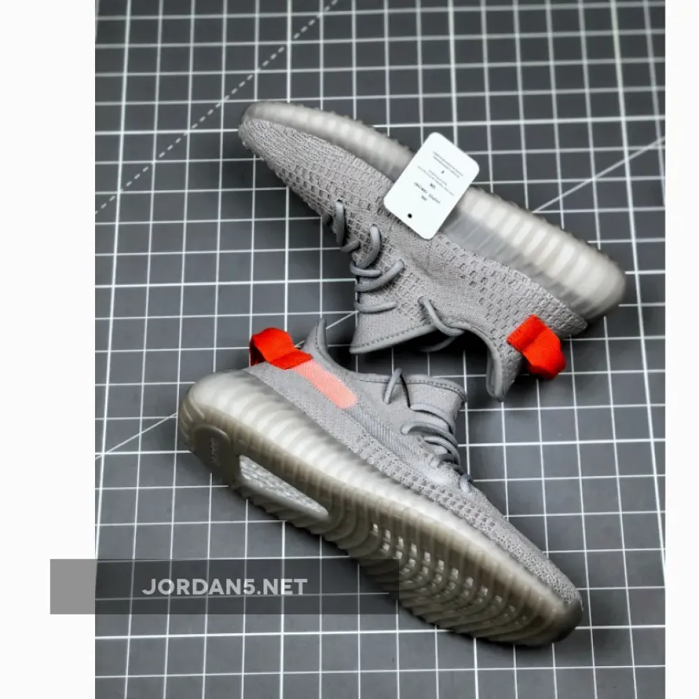 adidas Yeezy Boost 350 v2 “Tail Light”  FX9017