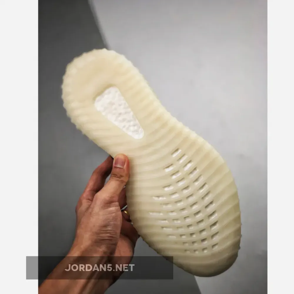 adidas Yeezy Boost 350 V2 “Zebra”  CP9654