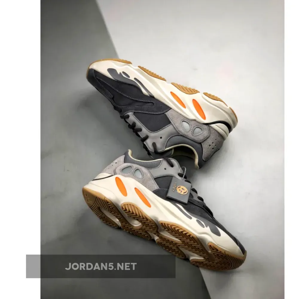 adidas Yeezy Boost 700 ‘Magnet’  FV9922