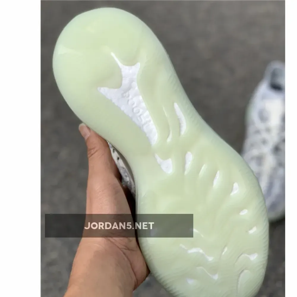 adidas Yeezy Boost 380 “Alien”  FB6878