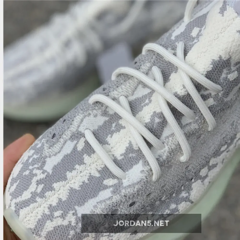 adidas Yeezy Boost 380 “Alien”  FB6878