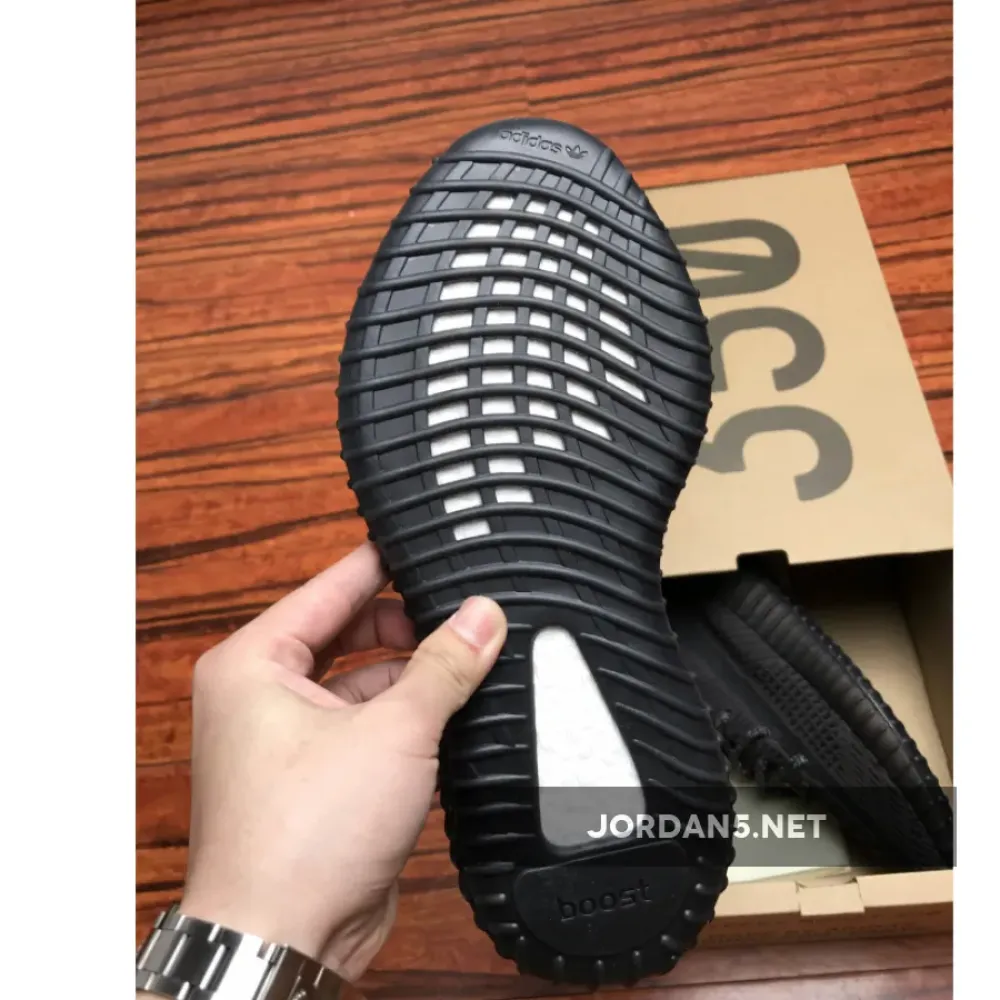 adidas Yeezy Boost 350 V2 Triple Black  FU9006
