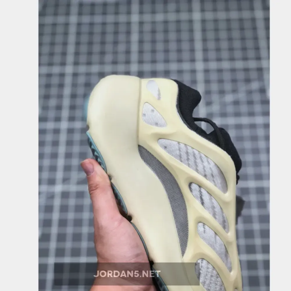 adidas Yeezy 700 V3 “Azael”  FW4980