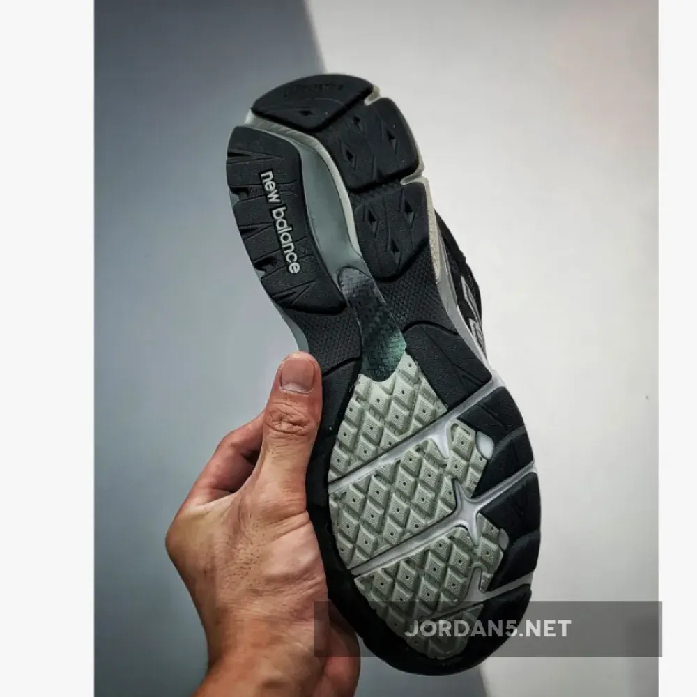 New Balance 990v3 Black M990BS3