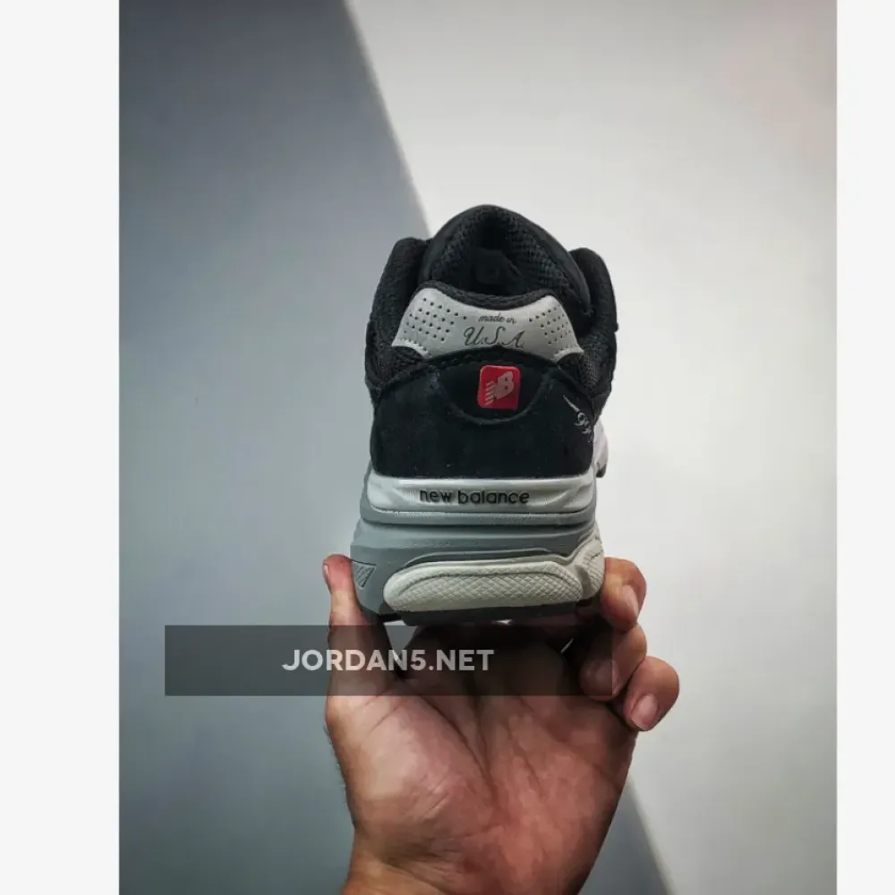New Balance 990v3 Black M990BS3