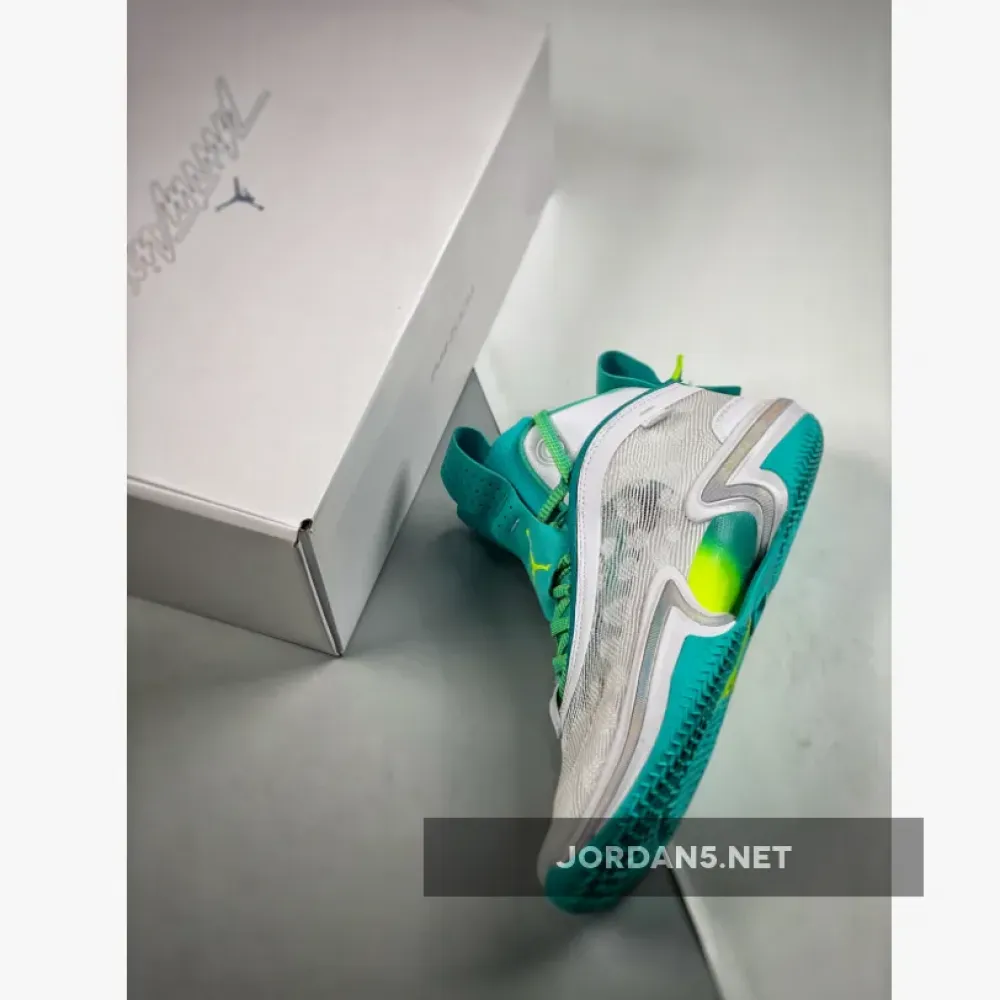 Air Jordan 36 “Guo Ailun”  DM0796-107