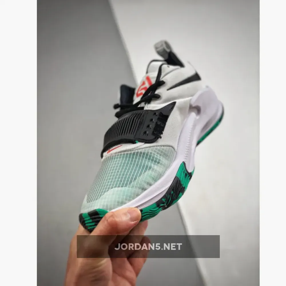 Nike Zoom Freak 3 Black/White-Blue  DA0695-101