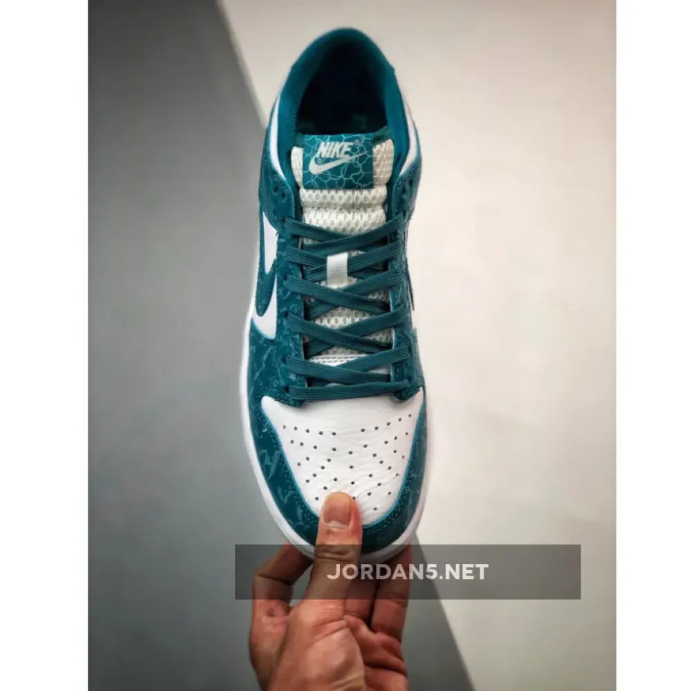 Nike Dunk Low “Ocean” Summit White/Bright Spruce  DV3029-100