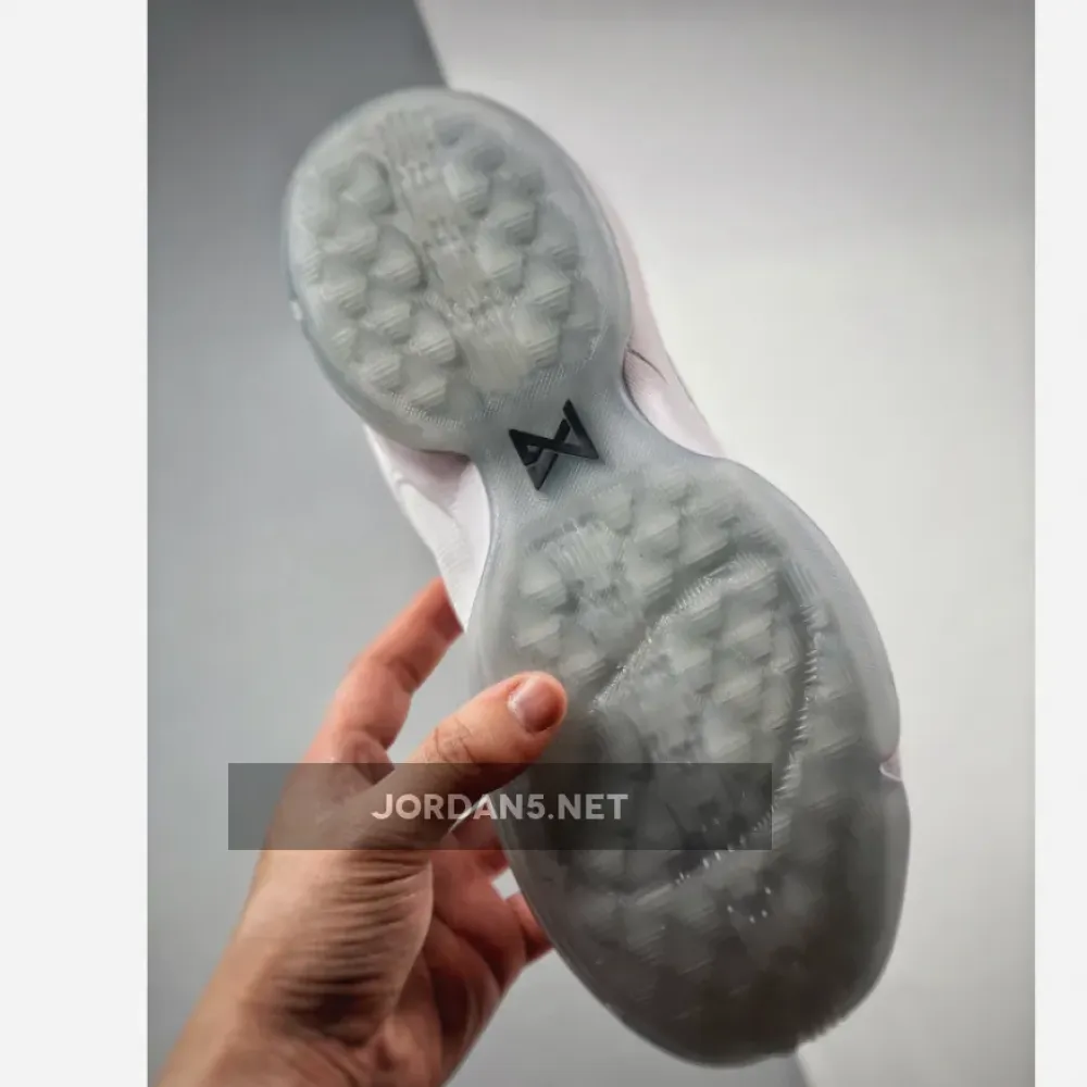 Nike PG 1 “Checkmate” White/Black-Chrome  878627-100