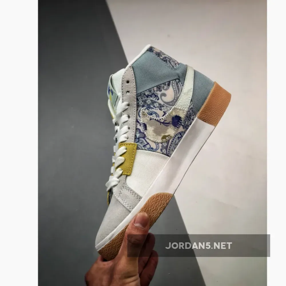 Nike SB Blazer Mid Boarder Blue/Celery/Barely Green/Racer Blue DM0859-400