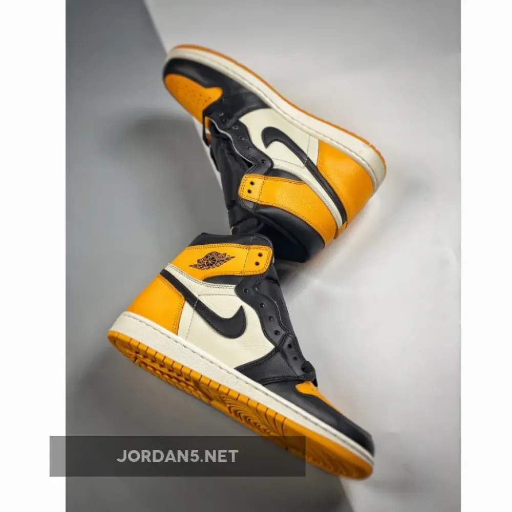 Air Jordan 1 High OG ‘Yellow Toe 2022’ Black/Taxi-White  555088-711