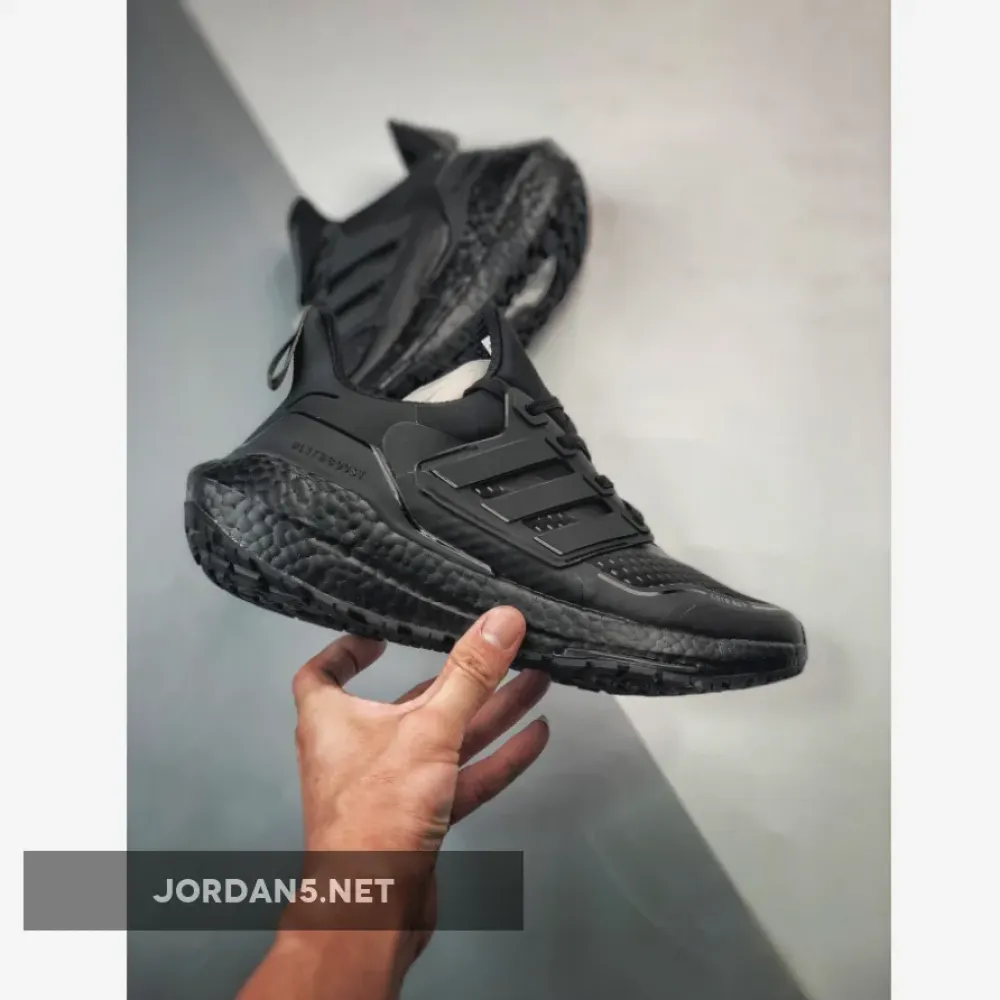 adidas Ultra Boost 21 Cold.RDY Triple Black  S23895